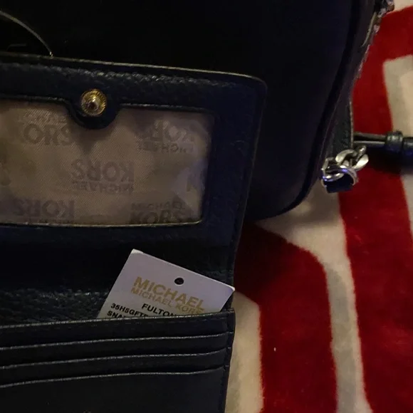 Michael Kors Navy Crossbody Bag and Wallet - Picture 4 of 7